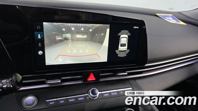 Hyundai AVANTE 2025 — photo 23