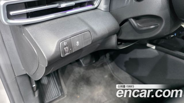 Hyundai AVANTE 2025 — photo 24