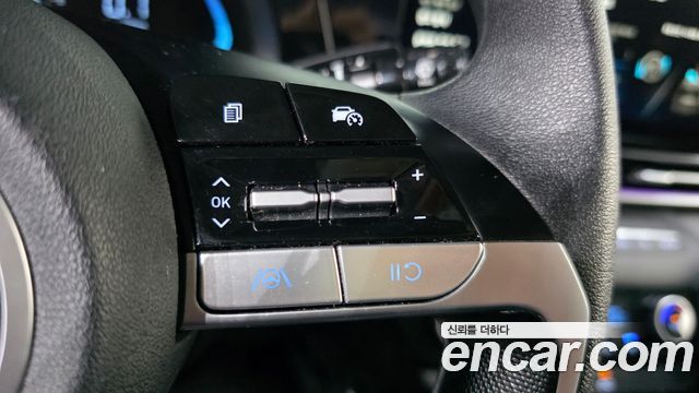 Hyundai AVANTE 2025 — photo 25