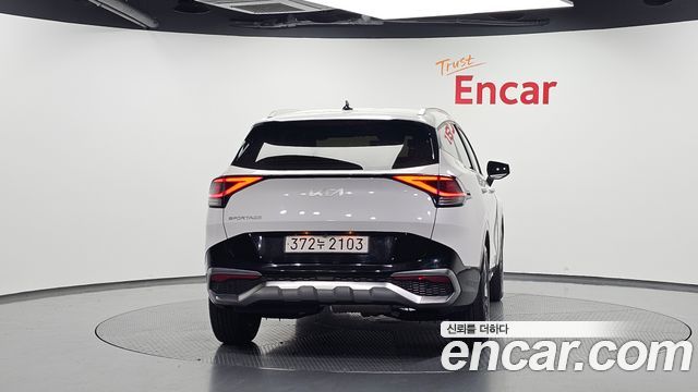 Kia Sportage 2022 — photo 4