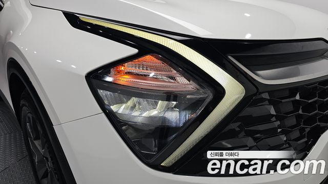 Kia Sportage 2022 — photo 8