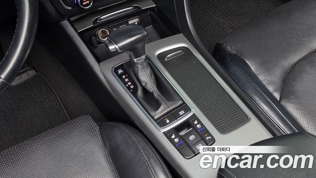 Kia K5 2016 — photo 9