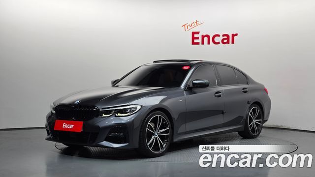 BMW 3-Series 2022 — photo 1