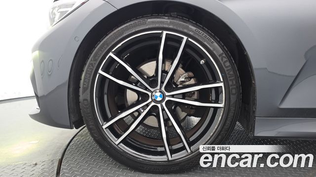 BMW 3-Series 2022 — photo 5