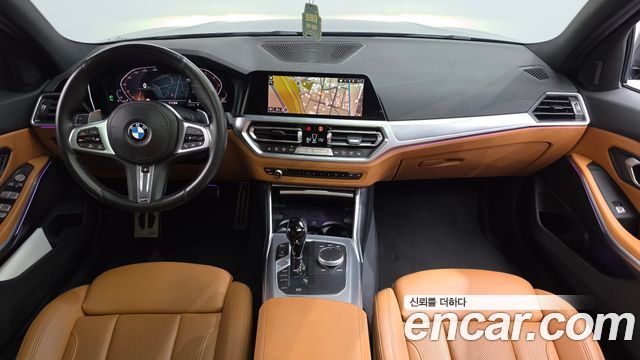 BMW 3-Series 2022 — photo 10