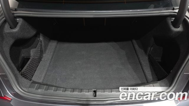 BMW 3-Series 2022 — photo 23