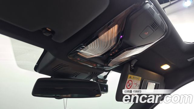 BMW 3-Series 2022 — photo 24