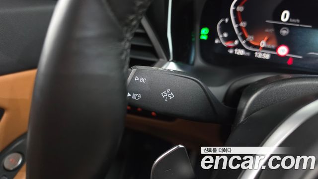 BMW 3-Series 2022 — photo 27