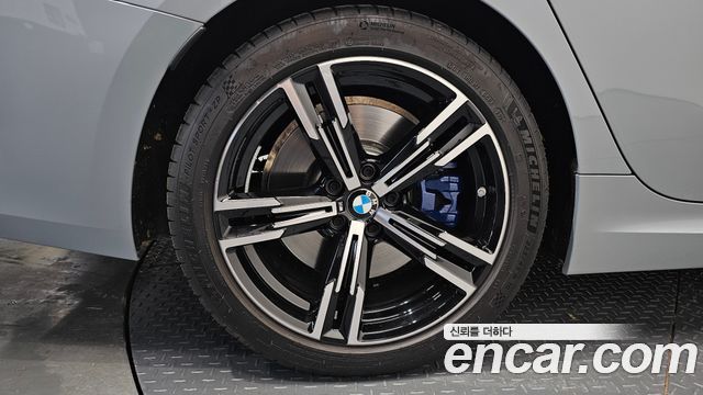 BMW 3-Series 2025 — photo 5
