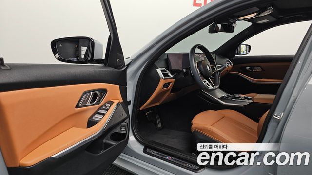 BMW 3-Series 2025 — photo 10