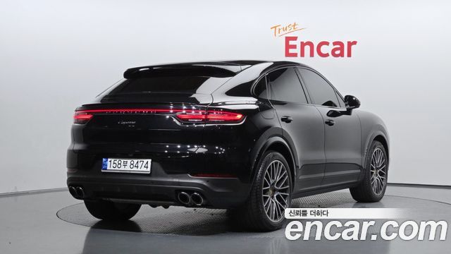 Porsche Cayenne 2023 — photo 2