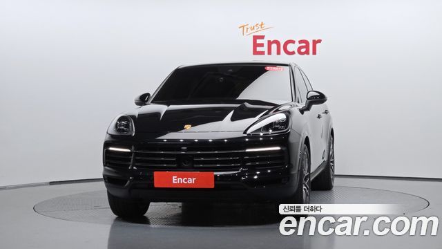 Porsche Cayenne 2023 — photo 3