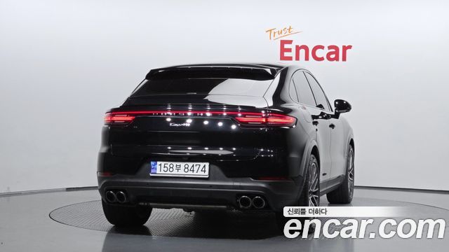 Porsche Cayenne 2023 — photo 4