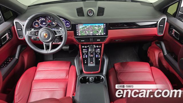 Porsche Cayenne 2023 — photo 10