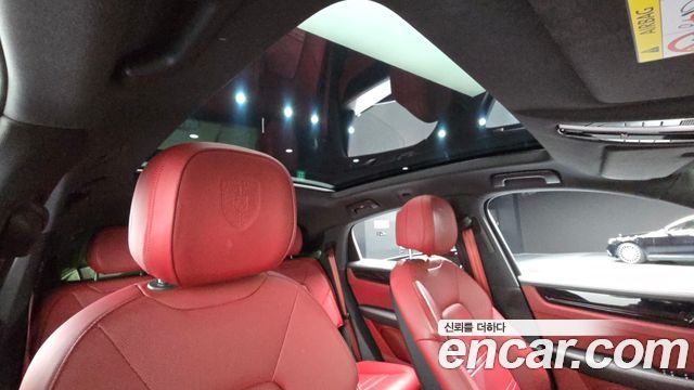 Porsche Cayenne 2023 — photo 25