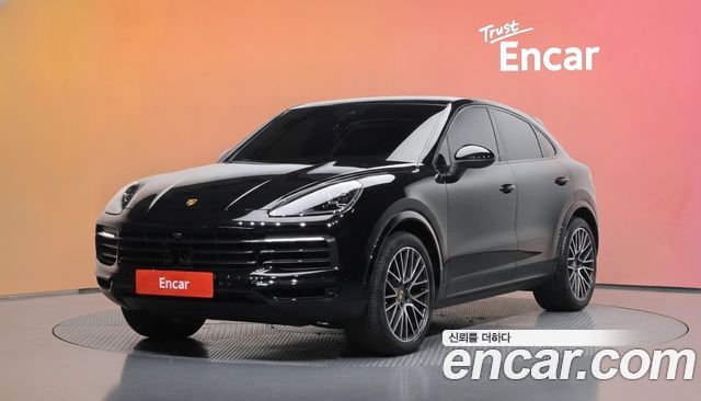 Porsche Cayenne 2023 — photo 1