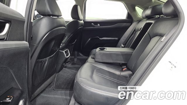 Kia K5 2021 — photo 11