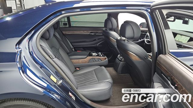 Genesis G90 2019 — photo 11