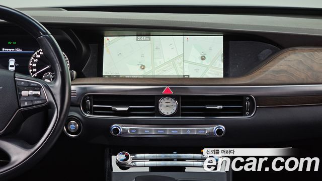 Genesis G90 2019 — photo 14