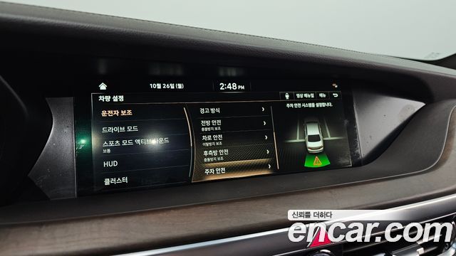 Genesis G90 2019 — photo 16