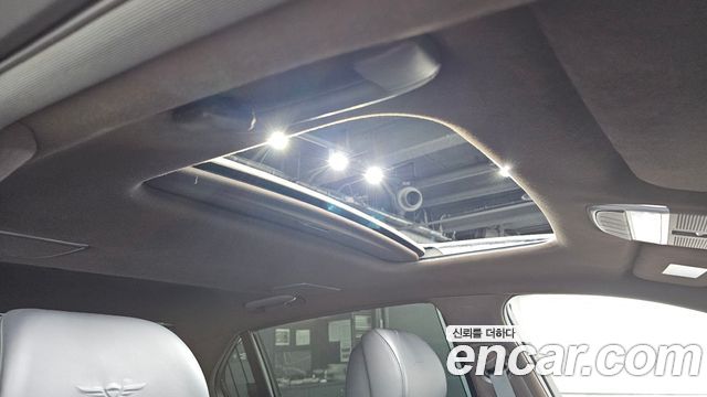 Genesis G90 2019 — photo 18