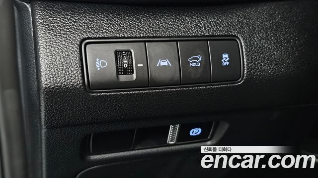 Hyundai Santafe 2023 — photo 13