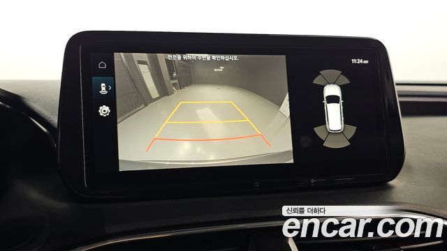 Hyundai Santafe 2023 — photo 17
