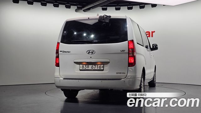 Hyundai Starex 2019 — photo 4