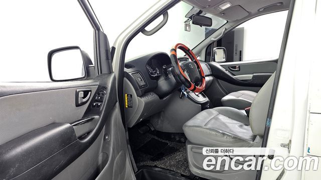 Hyundai Starex 2019 — photo 13