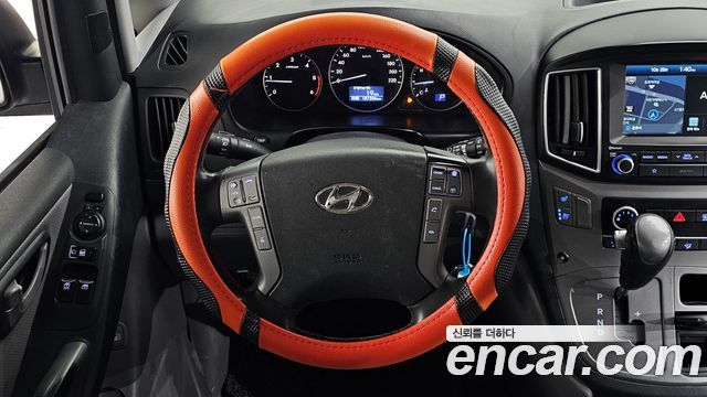 Hyundai Starex 2019 — photo 21