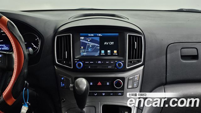 Hyundai Starex 2019 — photo 22