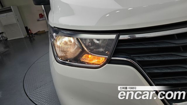 Hyundai Starex 2019 — photo 8