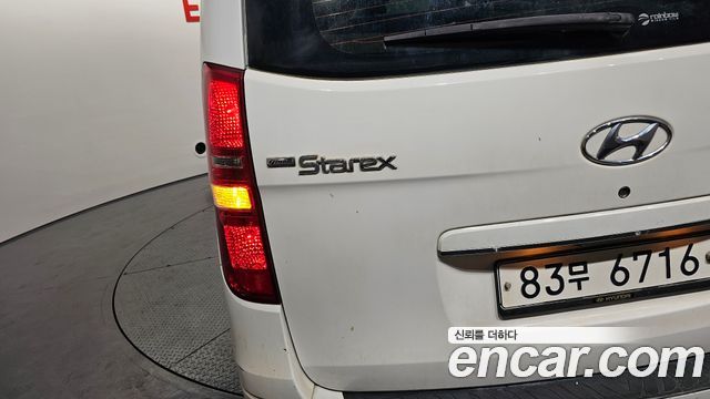 Hyundai Starex 2019 — photo 9