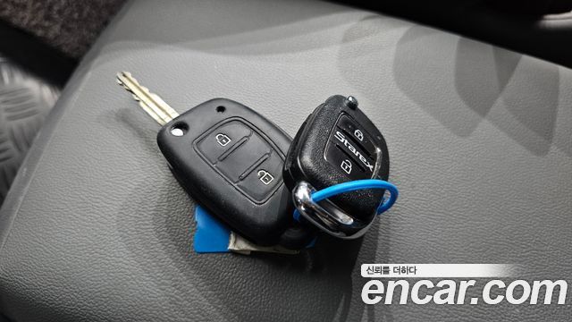 Hyundai Starex 2019 — photo 29