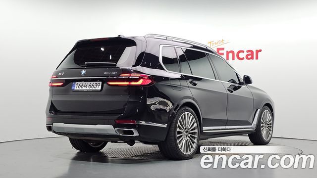 BMW X7 2024 — photo 2