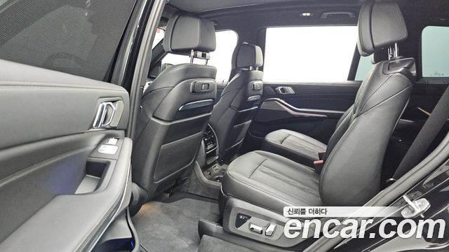BMW X7 2024 — photo 17