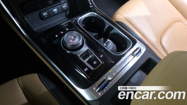 Kia Canival 2023 — photo 12