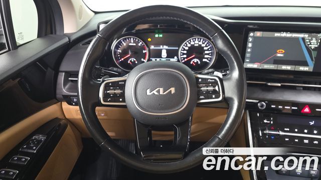 Kia Canival 2023 — photo 19