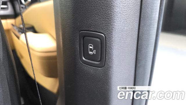 Kia Canival 2023 — photo 29