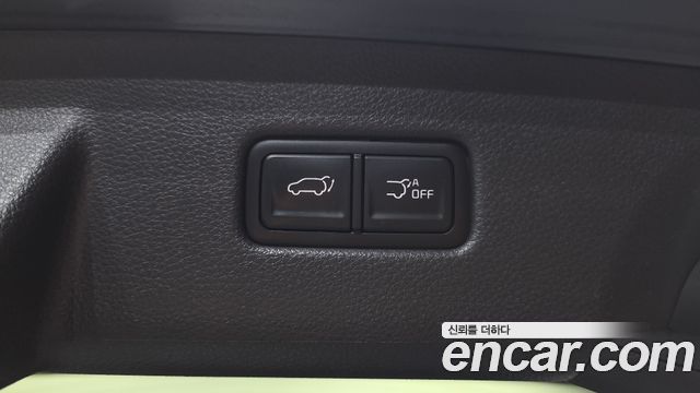 Kia Canival 2023 — photo 30