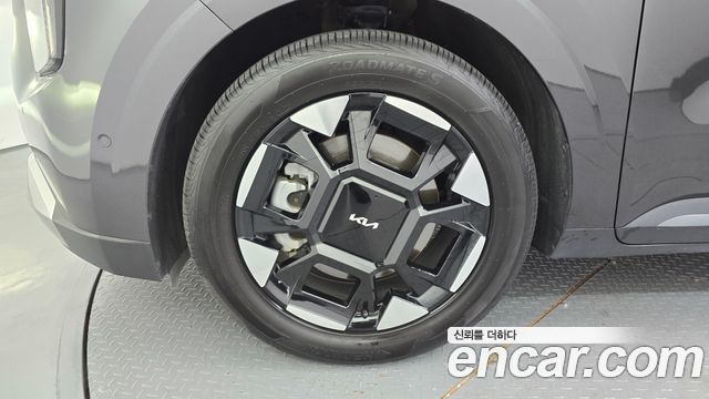 Kia Canival 2025 — photo 5