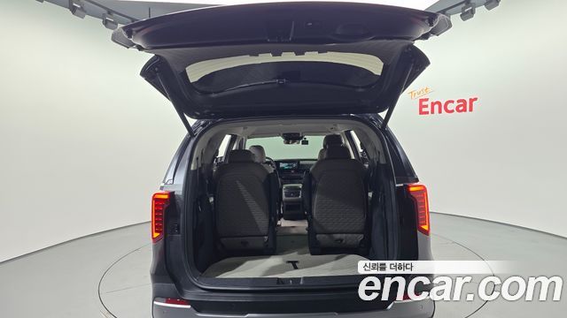 Kia Canival 2025 — photo 23