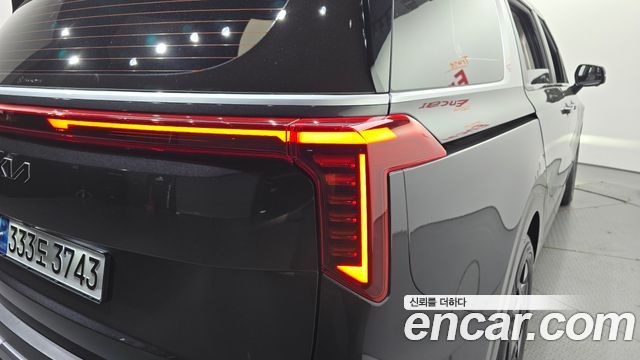 Kia Canival 2025 — photo 9