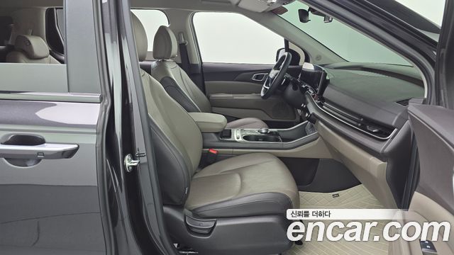 Kia Canival 2025 — photo 16