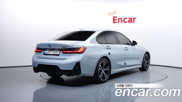 BMW 3-Series 2024 — photo 2