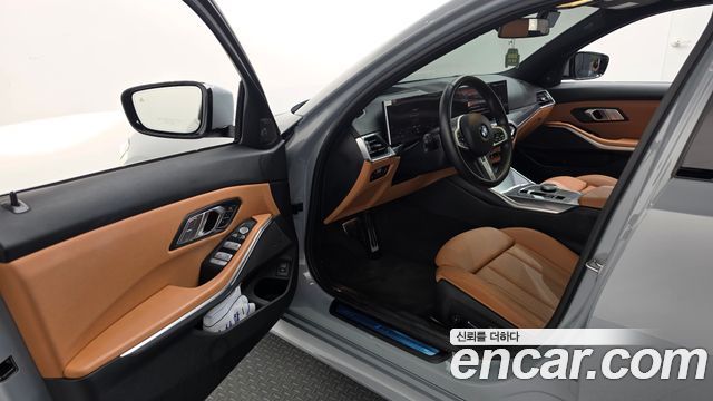 BMW 3-Series 2024 — photo 13