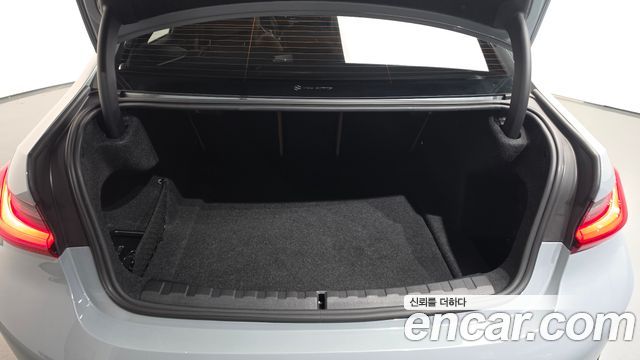 BMW 3-Series 2024 — photo 25