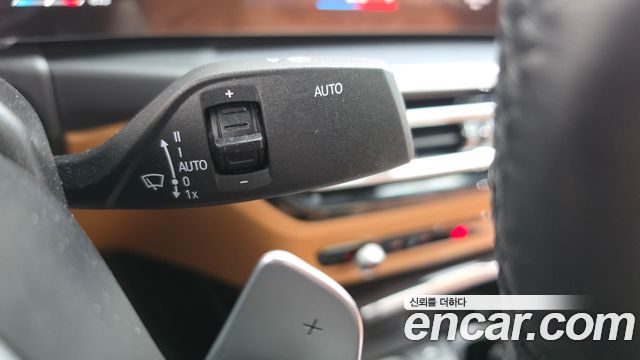 BMW 3-Series 2024 — photo 28