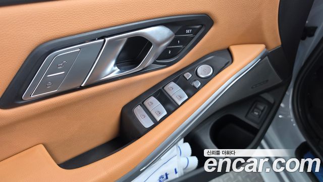 BMW 3-Series 2024 — photo 30