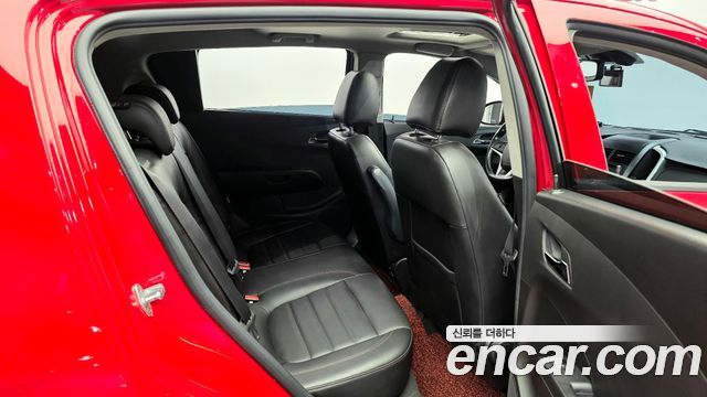 Chevrolet Korea Aveo 2015 — photo 17